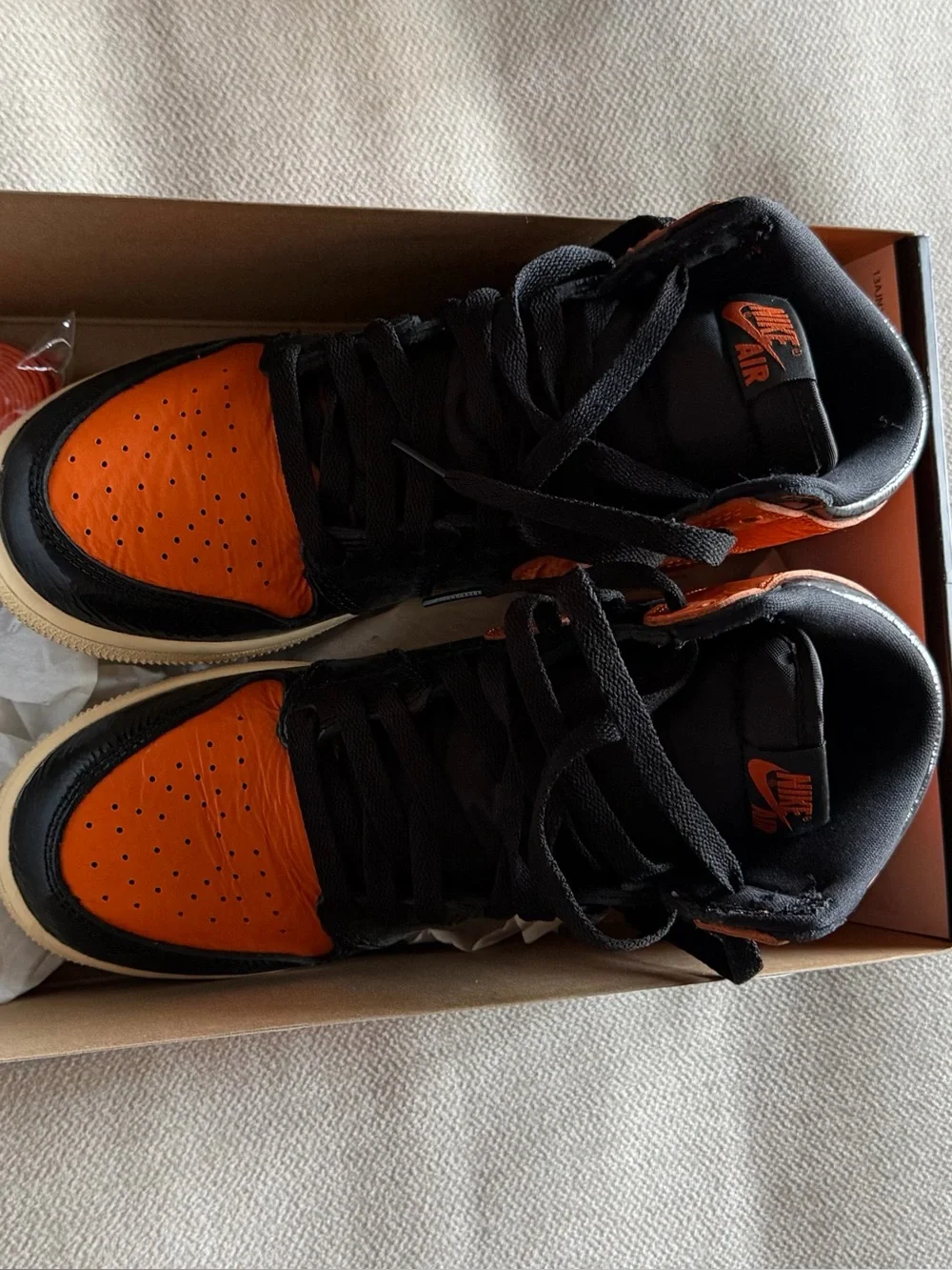 Nike Air Jordan 1 High OG - Black & Orange